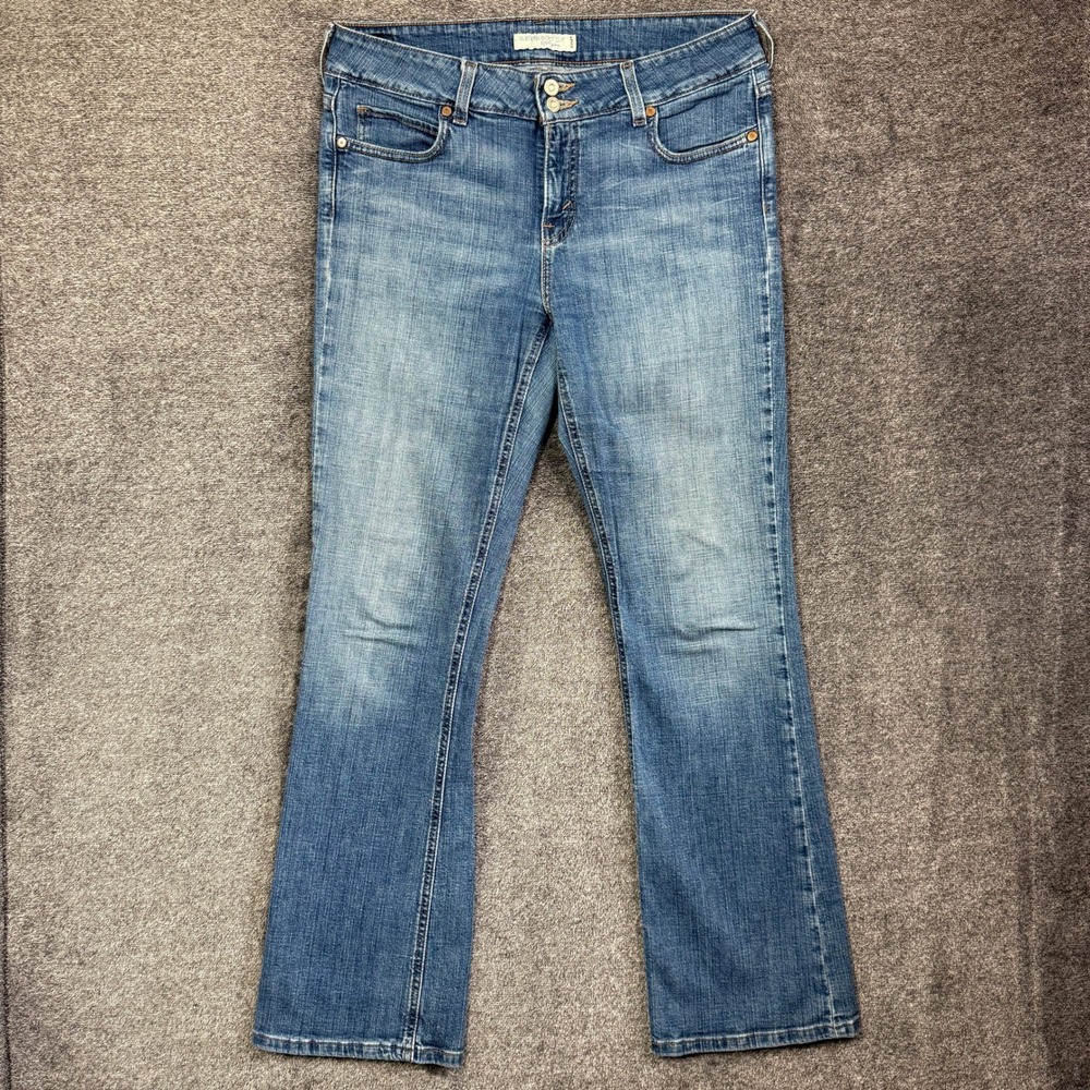 Levi's‎ 526 Slender Boot Cut Jeans Womens 10M Blue Y2K Denim Mid Rise Stretch